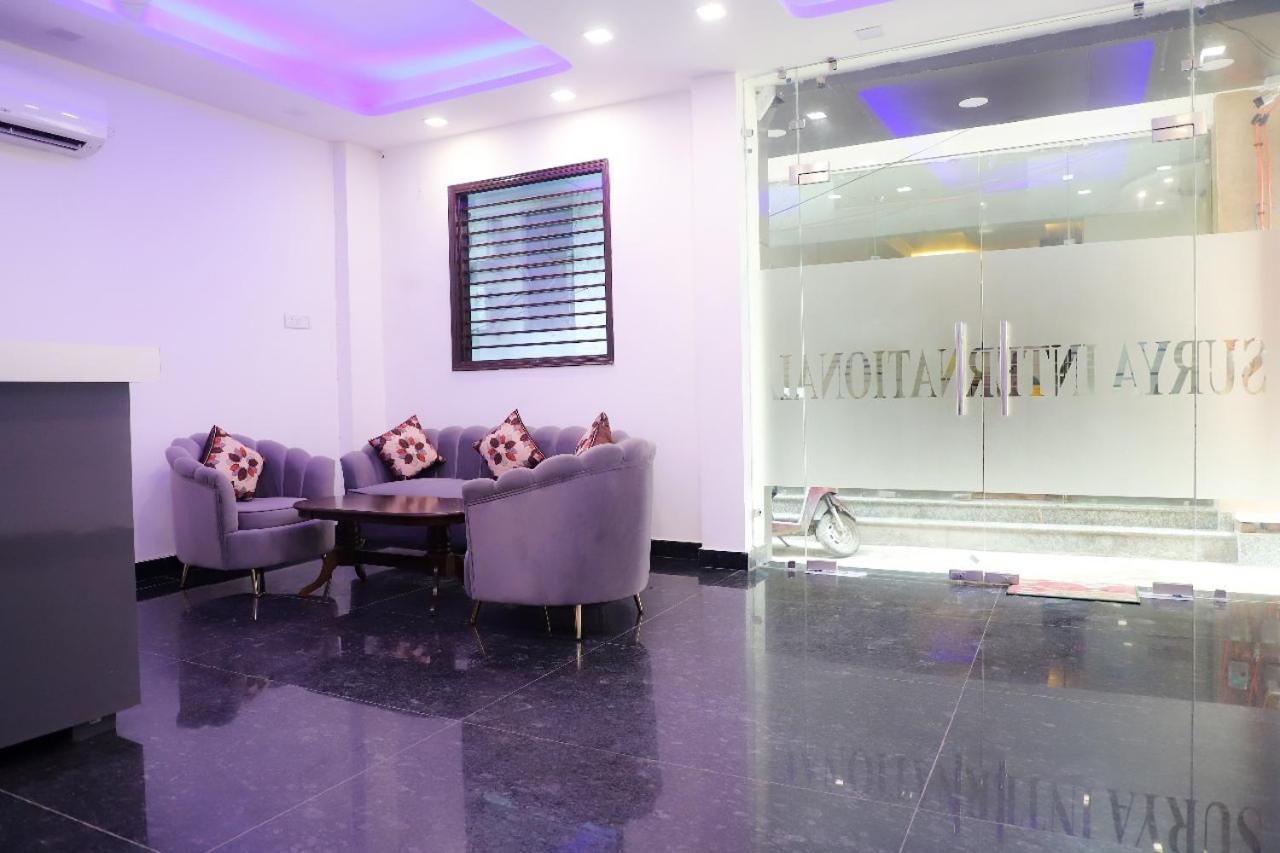 Surya International Bed & Breakfast New Delhi Exterior photo