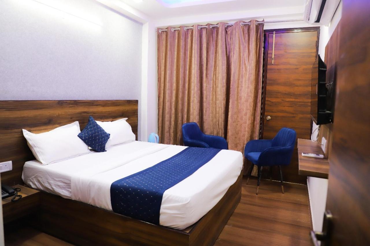 Surya International Bed & Breakfast New Delhi Exterior photo