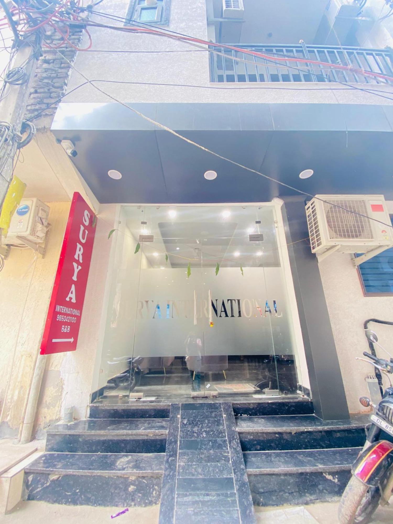 Surya International Bed & Breakfast New Delhi Exterior photo